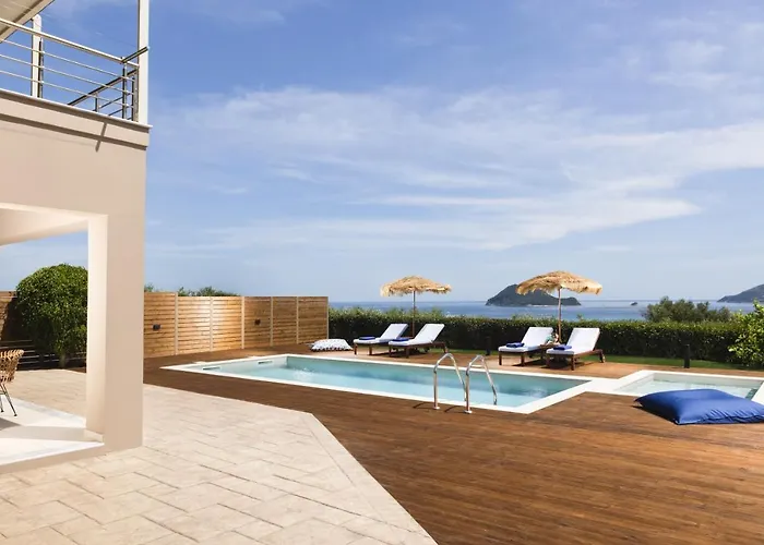 Diomani Maison - Private Pool & Sea View, By Zantewize * Литакия