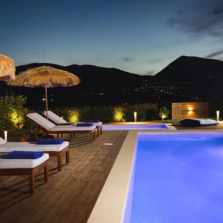 別荘 Diomani Maison - Private Pool & Sea View, By Zantewize *