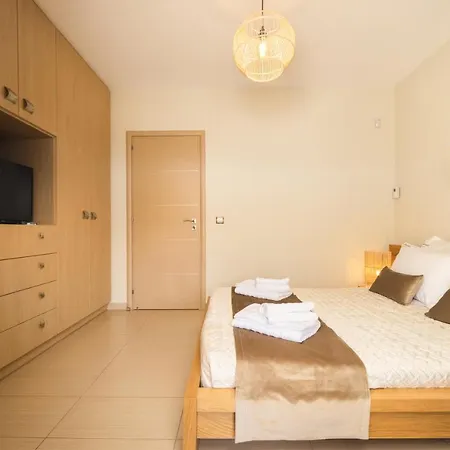 Diomani Maison - Private Pool & Sea View, By Zantewize